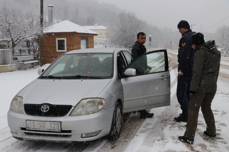 Abant yolunda kış lastiği kontrolü yapıldı