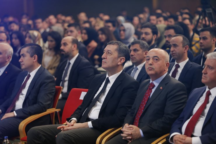 MEB'de burslu öğrencilerle ilgili kanun üzerine yeni çalışma