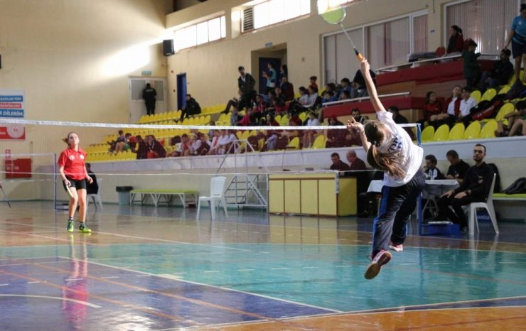 Badminton Ege Grup Müsabakaları sona erdi