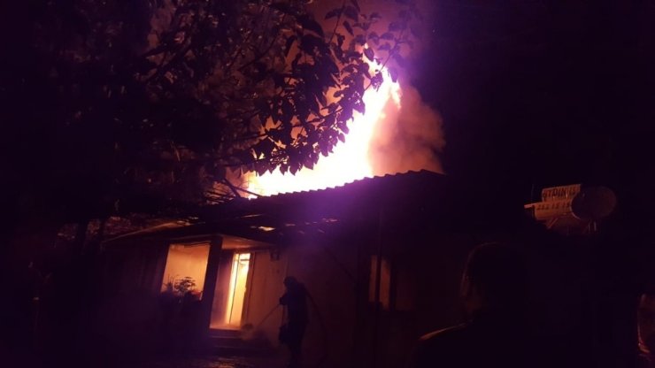 Köyceğiz’de ev yangını