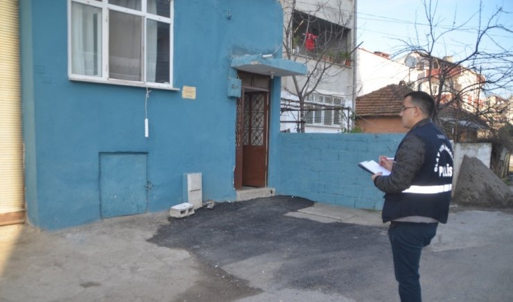 Hırsızlar engelli vatandaşın akülü aracını çaldı