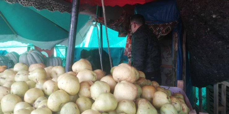 Önce tadına baktılar sonra çaldılar