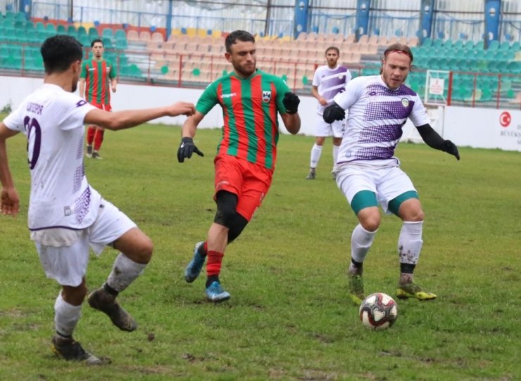 Diyarbekirspor Bağlar Belediyespor’u farklı geçti