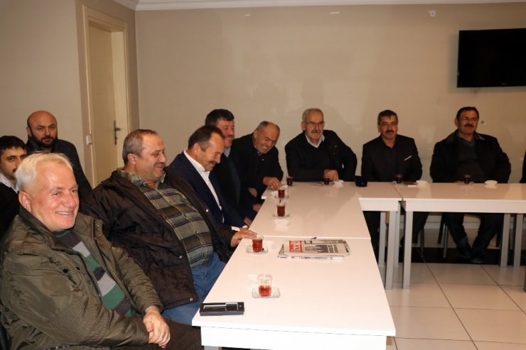 Muhtarlardan Çakır’a teşekkür plaketi