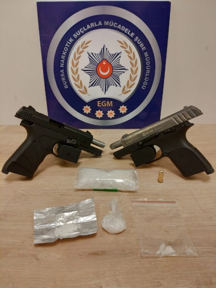 Bursa’da torbacı ve içicilere operasyon: 17 gözaltı