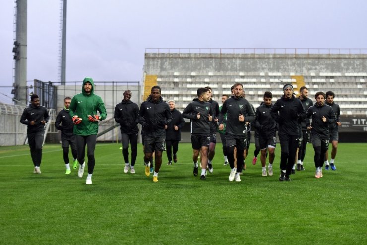 Denizlispor kamp çalışmalarını devam ediyor