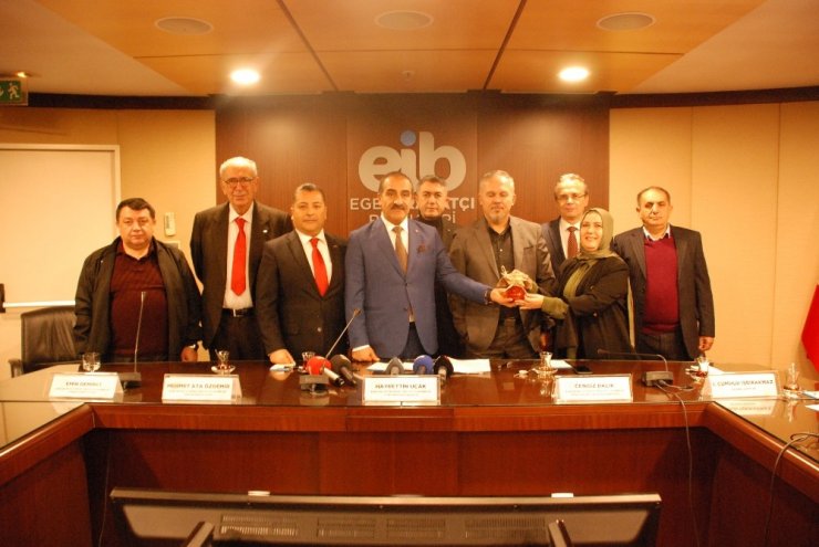 Ege’de yaş meyve sebze ihracatı rekoru