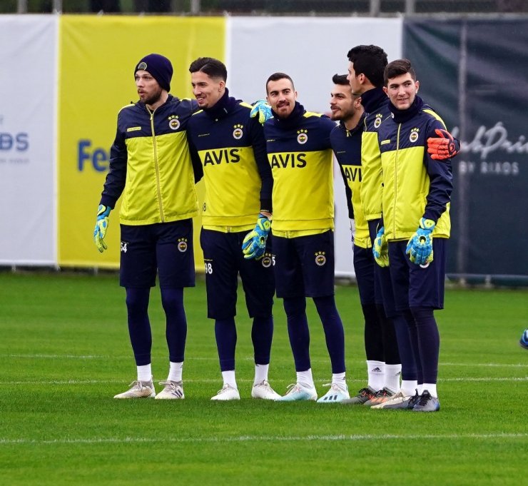 Fenerbahçe’de neşeli antrenman
