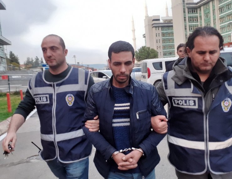 Karısını sokak ortasında döven şahıs yeniden serbest bırakıldı