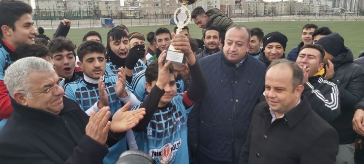 Okullar Arası Genç Erkekler Futbol İl Birinciliği tamamlandı