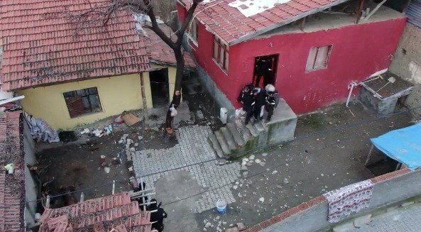 Sosyal medyadan uyuşturucu satışına 81 ilde operasyon: 162 gözaltı