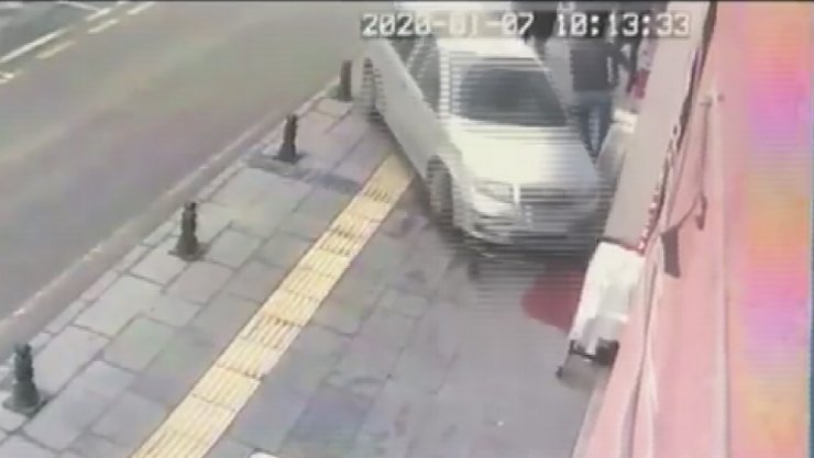 Ölümden kıl payı kurtuldu