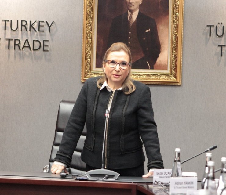 Ticaret Bakanı Ruhsar Pekcan: “İhracatçılarımız ön izin belgesini Tarım Bakanlığından alacak”