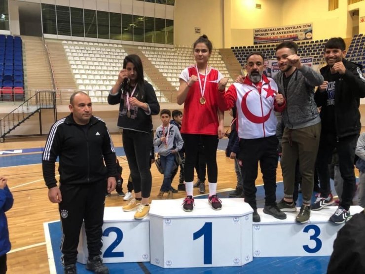 Van’da boks il birinciliği müsabakaları
