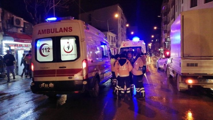Amasya’da iş yeri yangını: 6 kişi dumandan etkilendi
