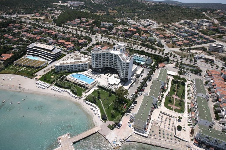 Çeşme Hudut Kapısı tüm zamanların rekorunu kırdı