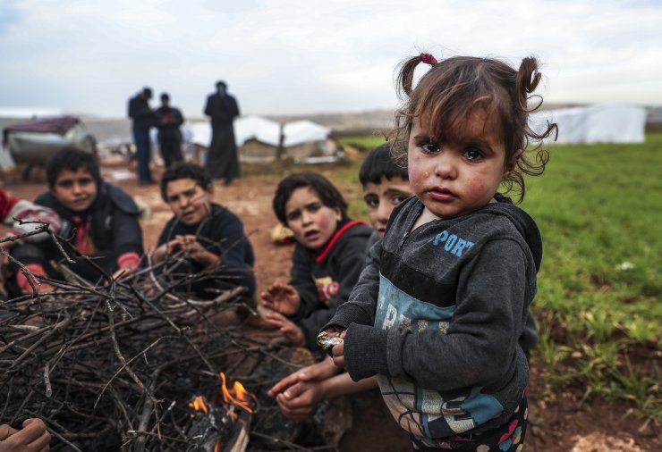 İdlib'deki "çamur kentler"in yardım çığlığı