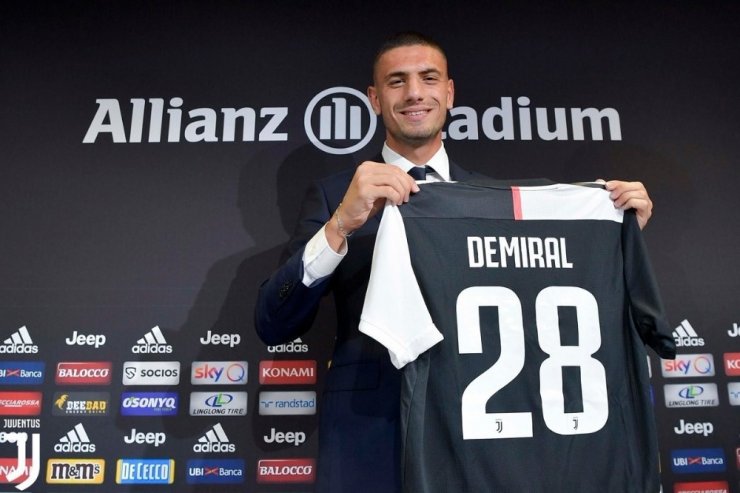 Juve’nin efsanesi Nedved, Merih Demiral’ı övdü