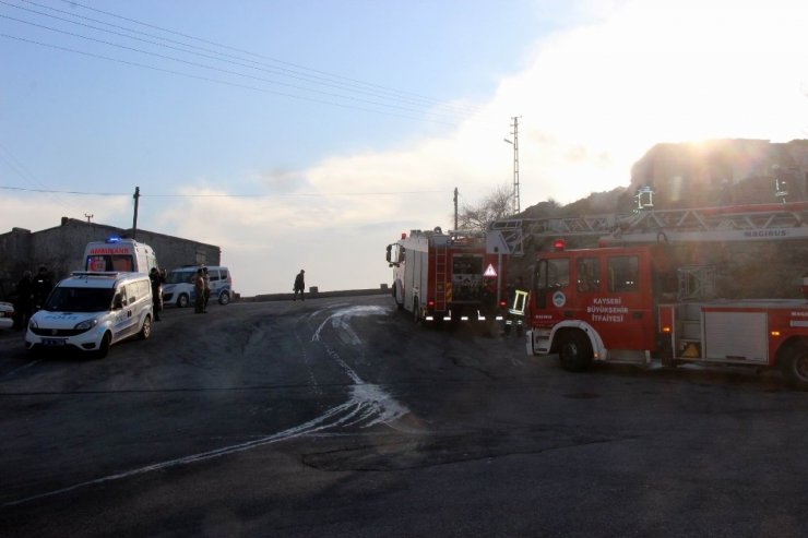 Müstakil evde çıkan yangını itfaiye söndürdü