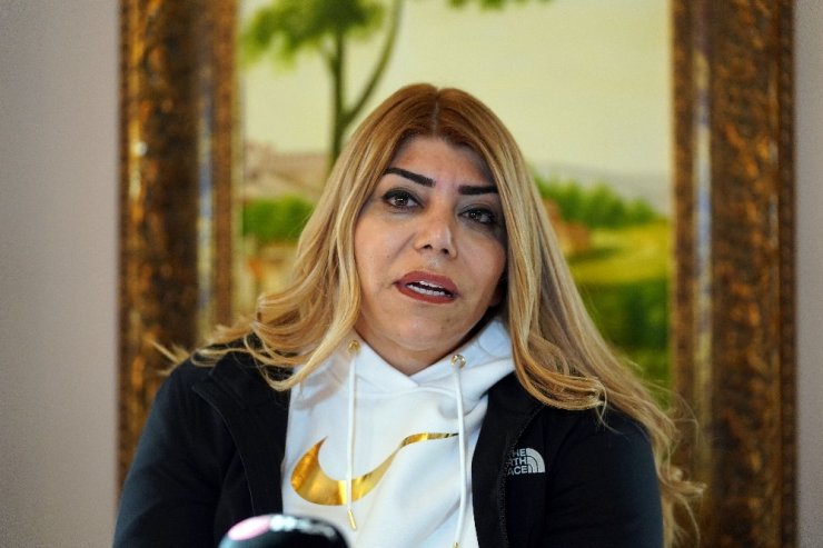 Berna Gözbaşı: “Transferler kampa geldi, işlemler bitince açıklayacağız”