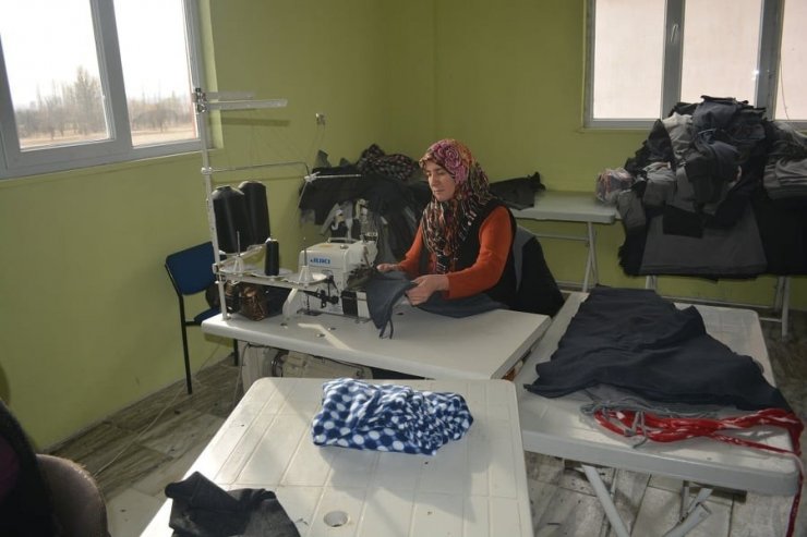 Köy kooperatifinde 12 kişi istihdam ediliyor