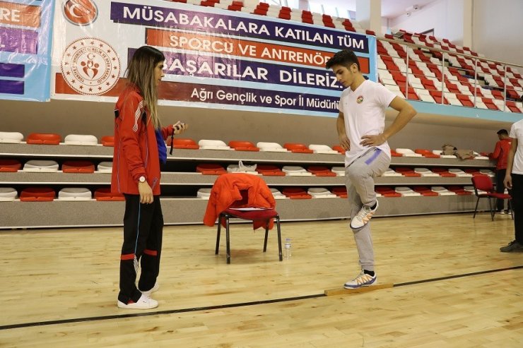 Ağrı’da atletizm sporcu seçme taraması yapıldı