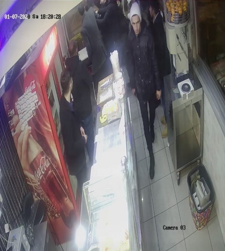 Avcılar’da eski sevgili dehşeti kamerada