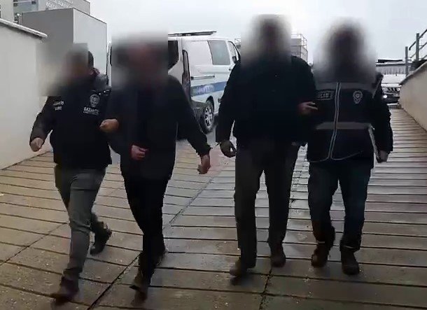 250 bin liralık demir sacı satmaya çalışan dolandırıcılar yakalandı