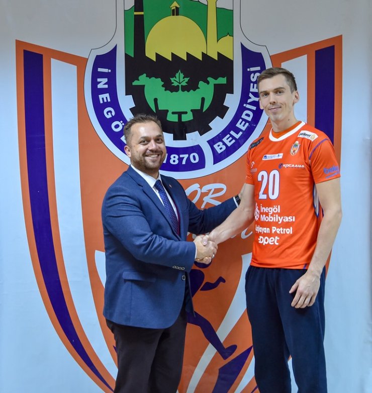 İnegöl Belediyespor, İsveçli voleybolcu Gustavsson'u transfer etti