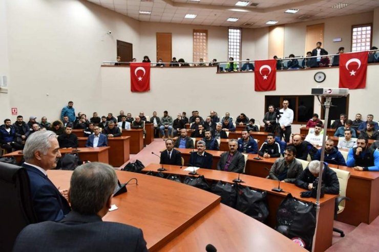 Isparta’daki amatör spor kulüplerine 250 bin liralık malzeme desteği