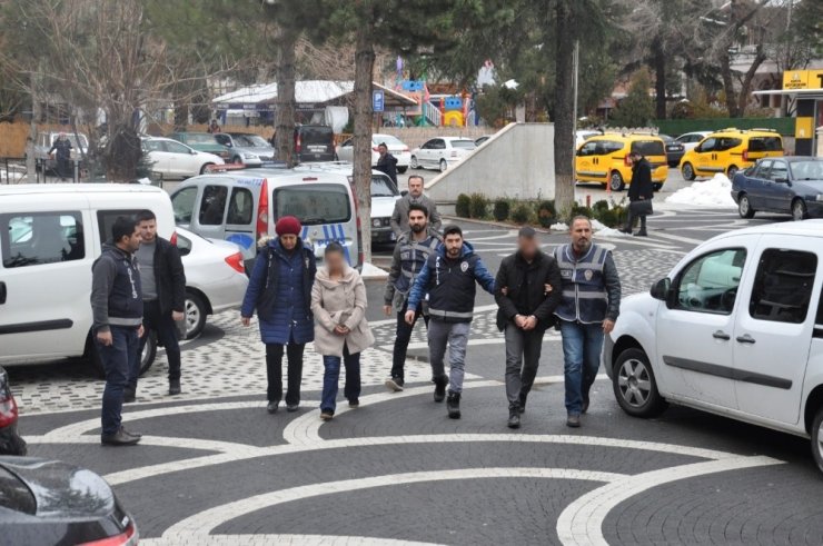 Akşehir’de uyuşturucu operasyonu 8 gözaltı