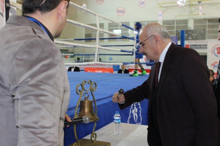 ‘Liseler Arası Türkiye Boks Şampiyonası’ Erzurum’da başladı