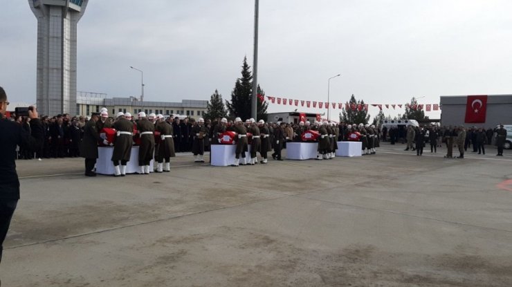 Şehitler memleketlerine uğurlanıyor