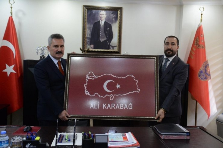 Başkan Kahraman’dan emniyet müdürü Karabağ’a ziyaret