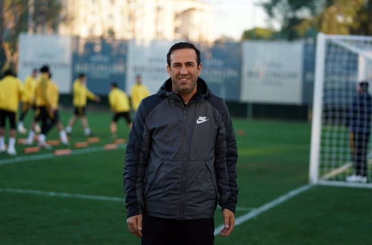 Adli Gevrek: “Guilherme’ye teklif gelirse değerlendiririz"