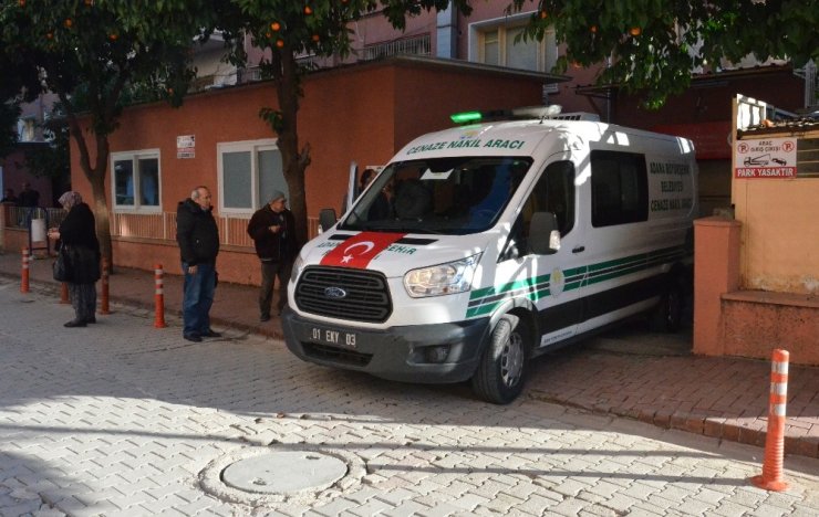 Çığ altında ölen işçinin cenazesi yakınlarına teslim edildi