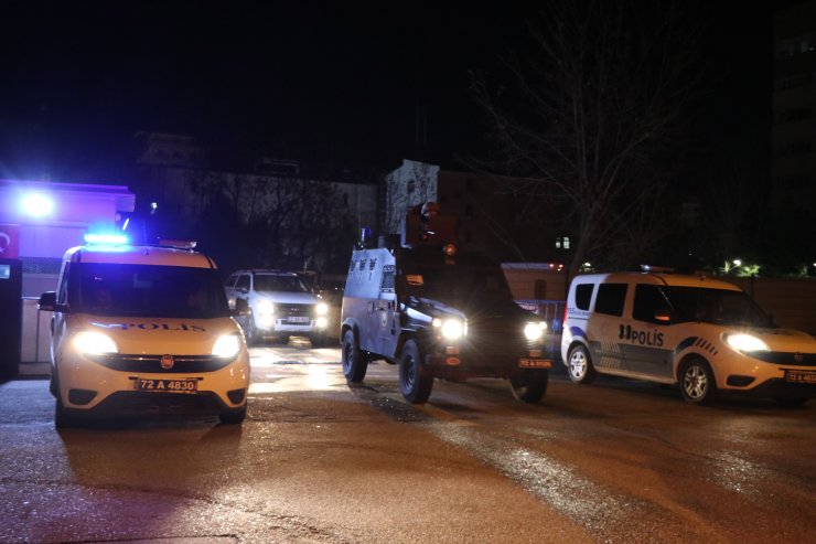 Batman'da DEAŞ'ın sözde il sorumlusunun da arasında olduğu 13 zanlı tutuklandı