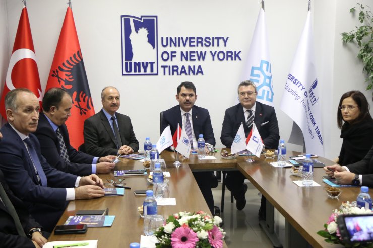 Bakan Kurum, Arnavutluk'taki Türk kurum ve kuruluşlarını ziyaret etti