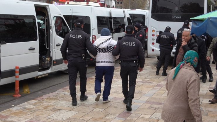 Denizli’de usulsüz engelli raporu operasyonu: 52 gözaltı