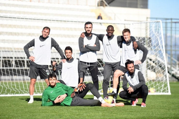 Denizlispor, Antalya’da son antrenmanın yaptı