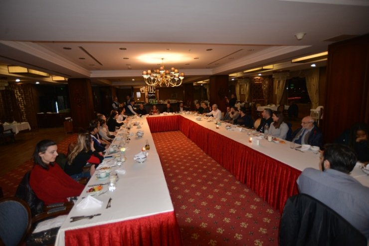 Başkan Hürriyet, perilerle buluştu