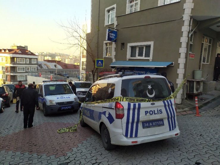 Akrabaların kavgasında araya giren komşu yaralandı