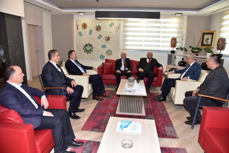 Soma’nın geleceği için Başkan Ergün’den destek istediler