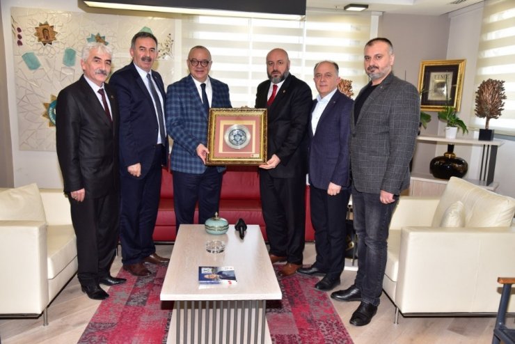 Soma’nın geleceği için Başkan Ergün’den destek istediler