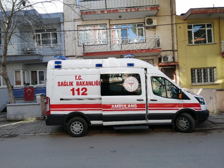 Yalnız yaşayan adam evinde ölü bulundu