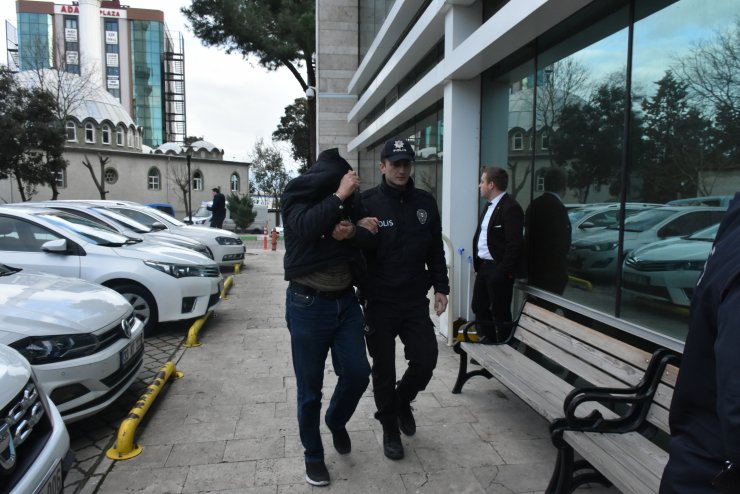 Millet bahçesi inşaatından kablo çaldıkları öne sürülen 3 şüpheli yakalandı