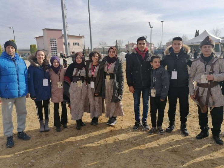 Nazillili okçular Denizli’den madalyalarla döndü