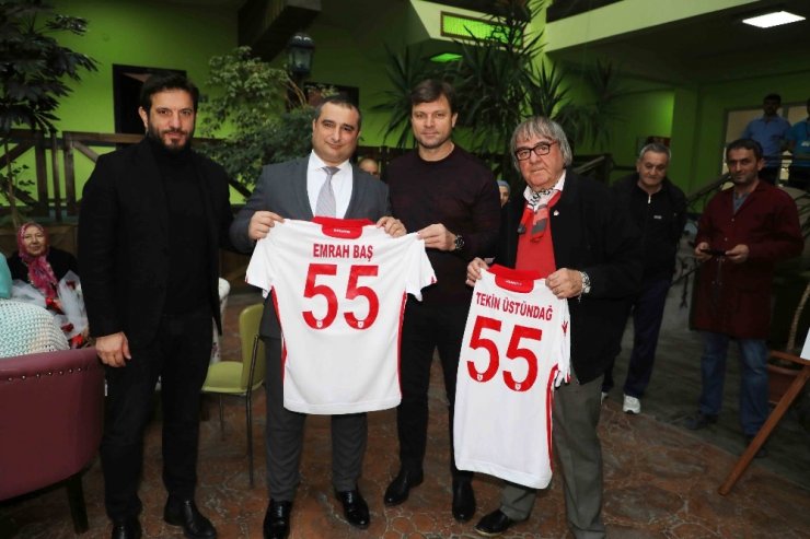 Huzurevinde Samsunspor morali
