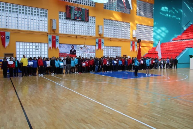 Van’da ANALİG Voleybol Çeyrek Final müsabakaları başladı