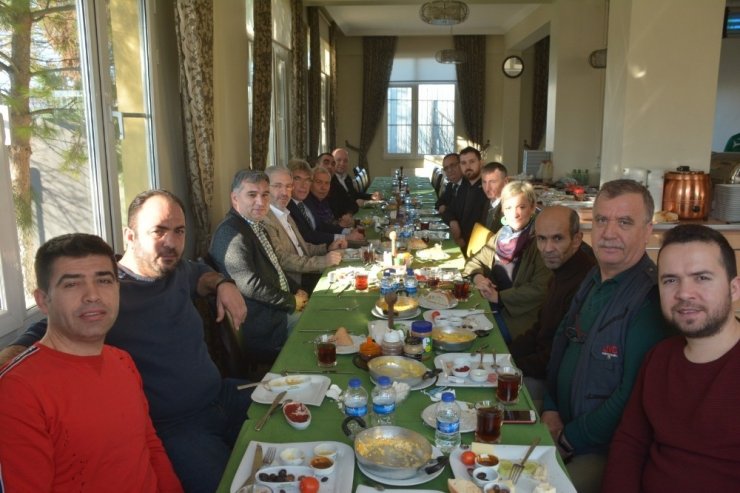 Akhisarspor Başkanı Fatih Karabulut’tan flaş açıklamalar